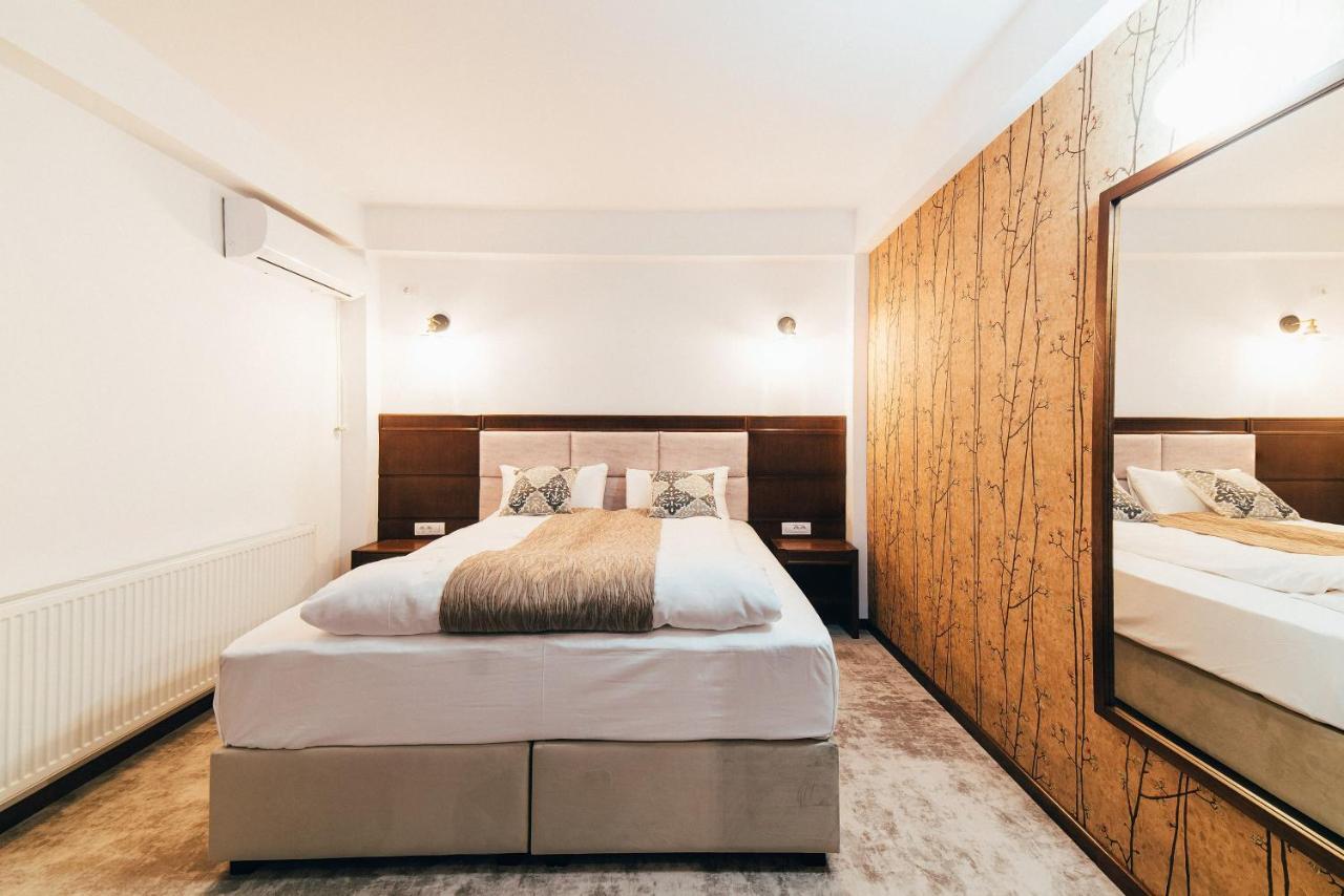 Hotel Buchenland Gura Humorului Exteriör bild
