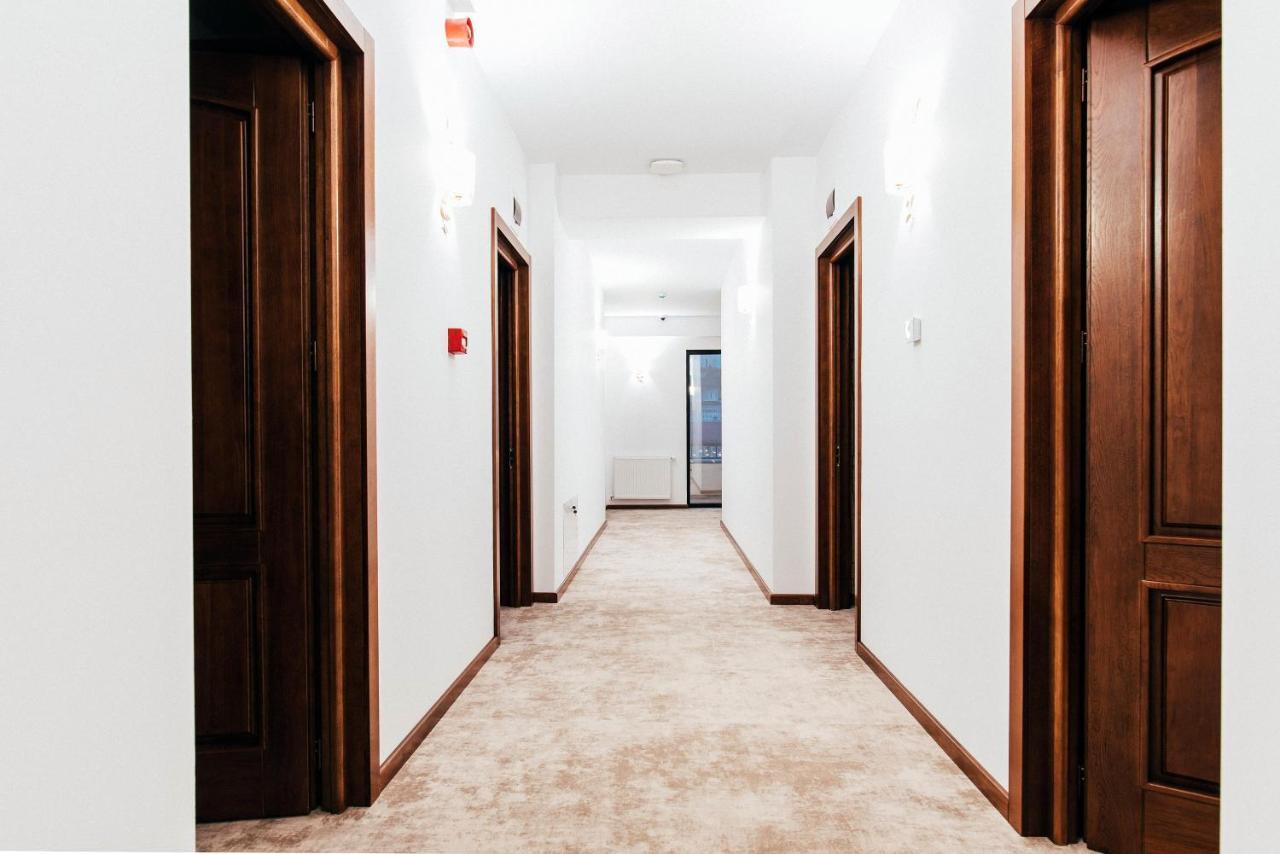 Hotel Buchenland Gura Humorului Exteriör bild